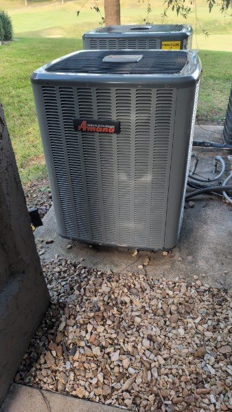 Outdoor residential air conditioning unit